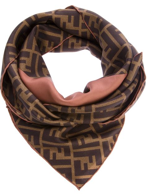 foulard fendi sconti|Women's Designer Silk Scarves .